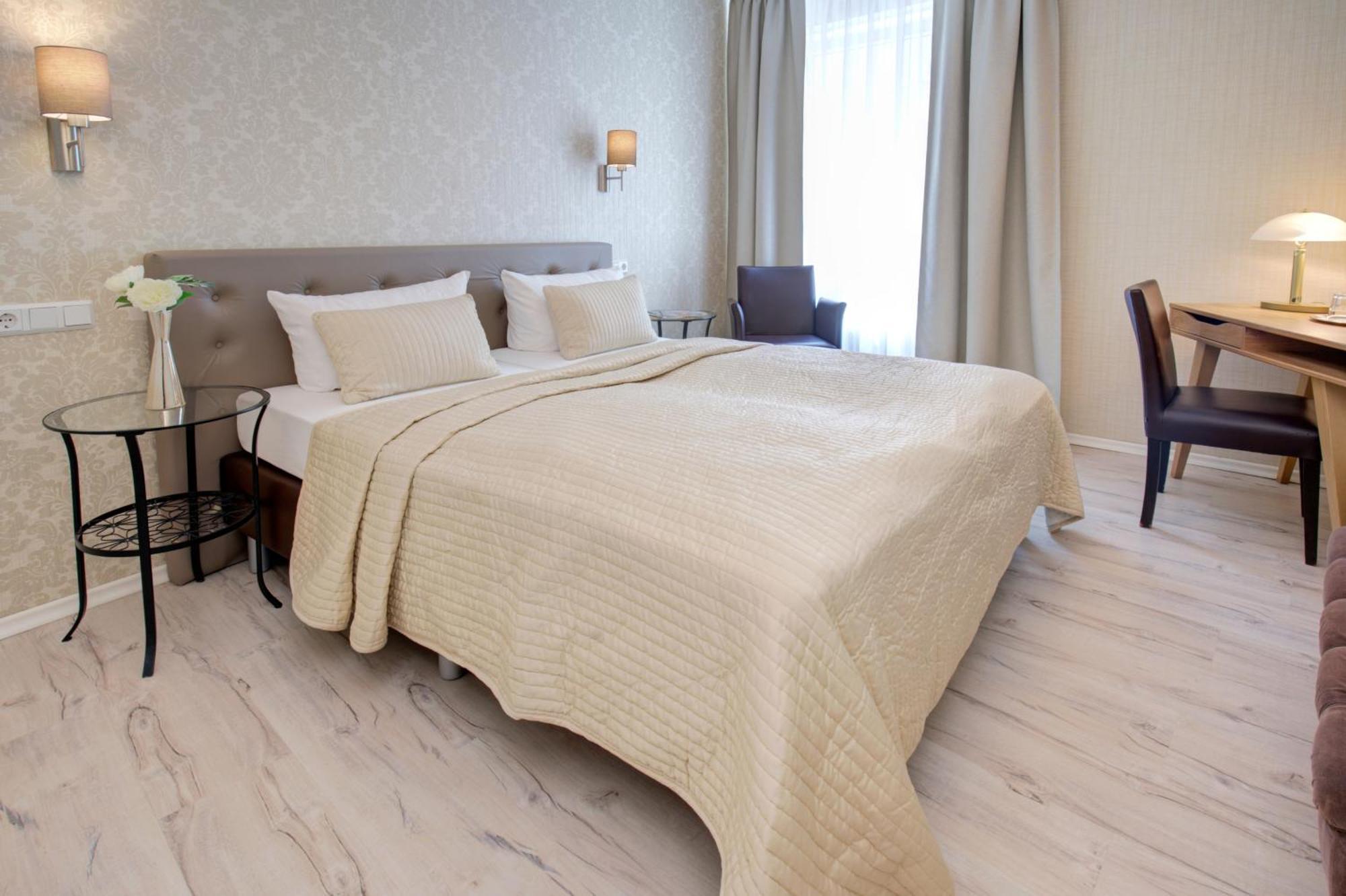 Hotel Loehr Baden-Baden Bagian luar foto